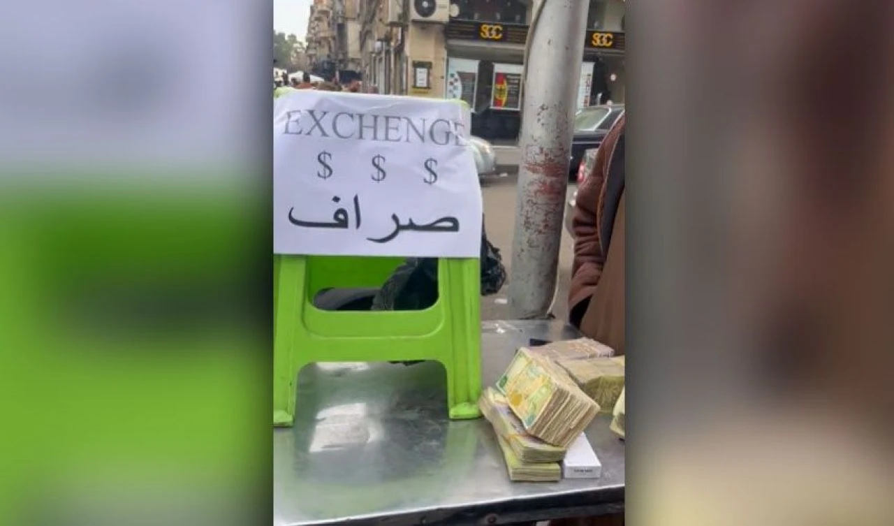 Beşar Esad'ın yasakları son buldu! Suriye'de sokakta döviz satışı başladı