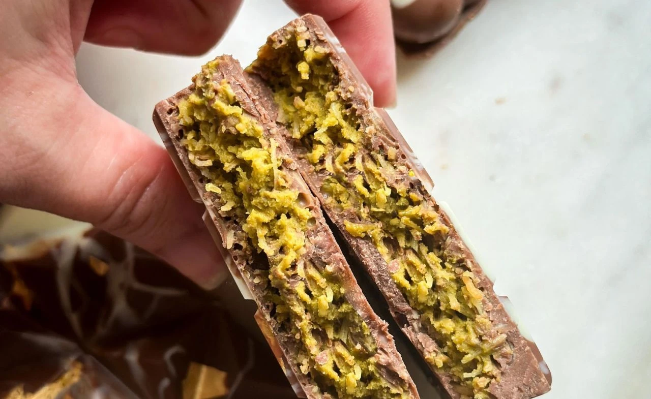 Dubai çikolatası çılgınlığı şimdi de Yunanistan'ı esir aldı! Türkiye'den de pahalı - 2. Resim