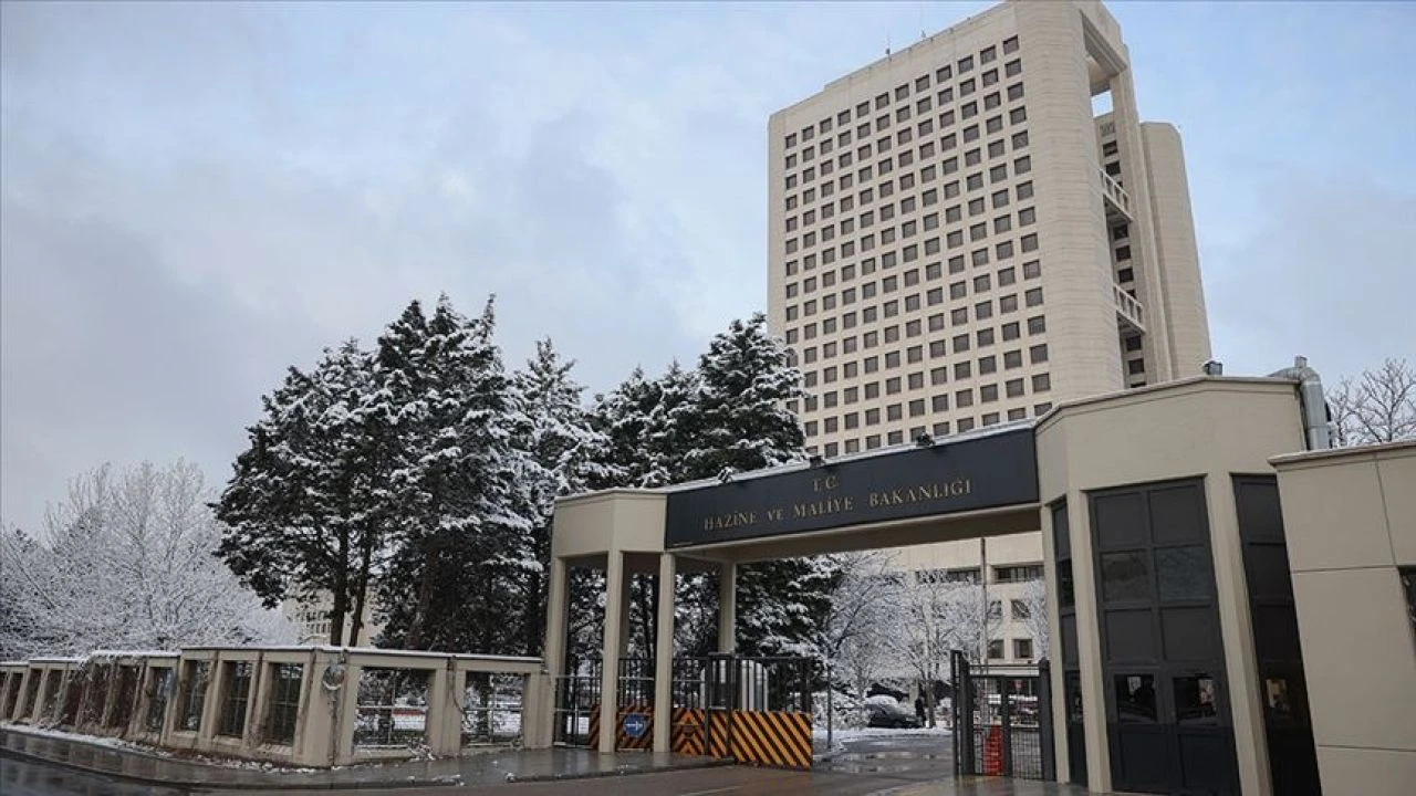 Hazine ve Maliye Bakanlığı 250 personel alacak: Şartlar belli oldu