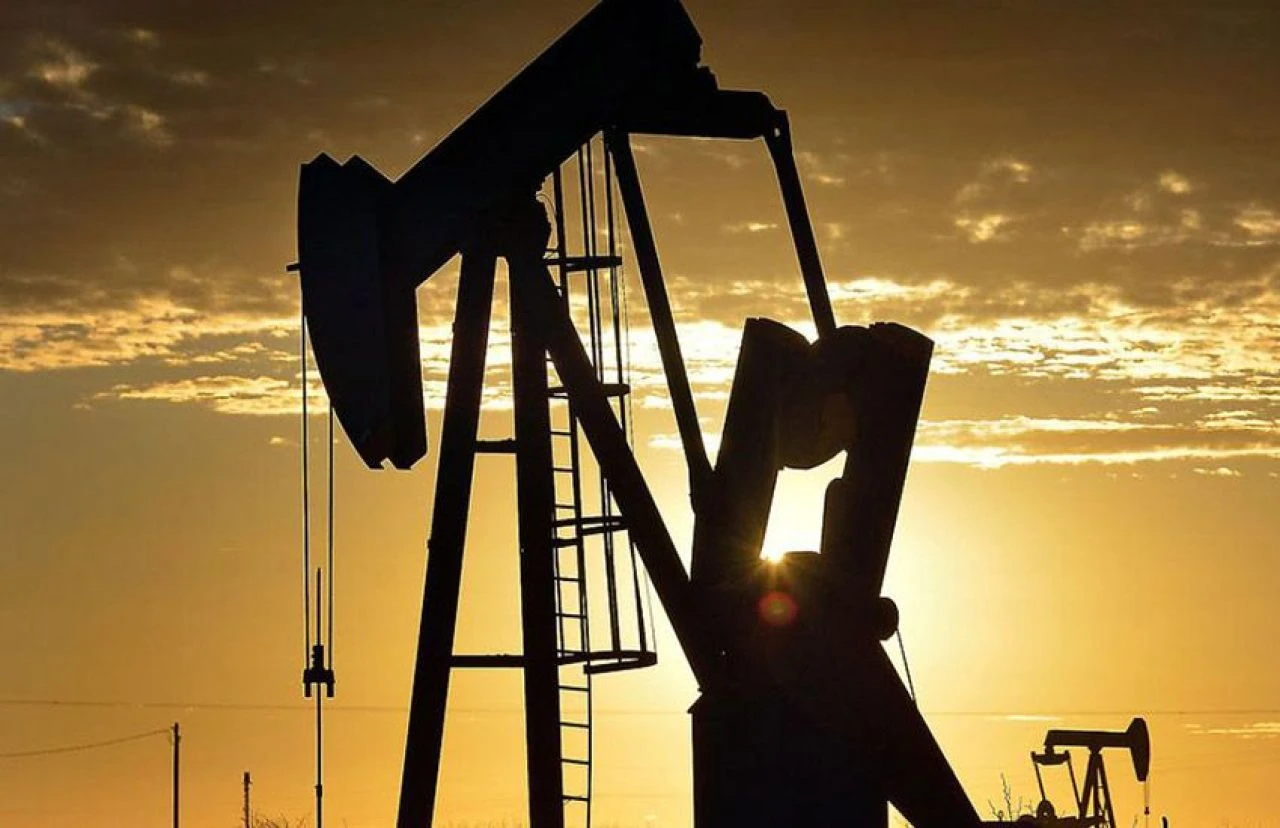 Petrol fiyatlarında hareketlilik: Çin dengeleri değiştirdi