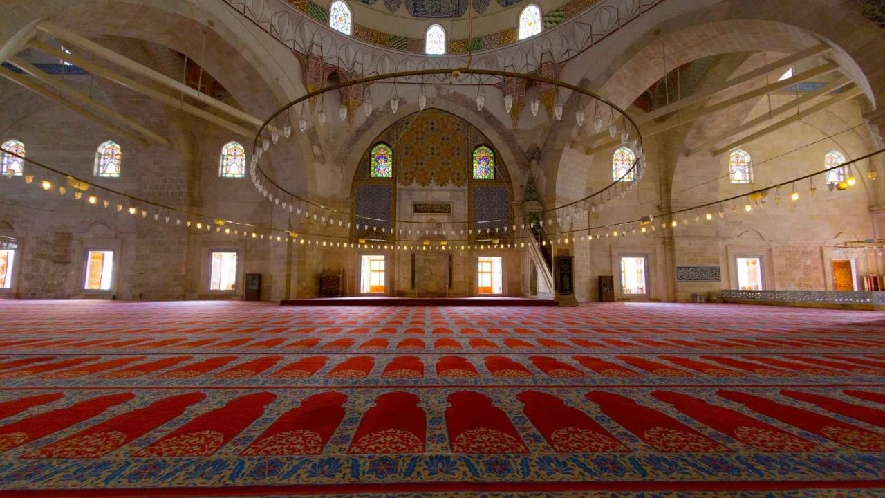 Üç aylar ne zaman başlayacak? 2025 Regaip Kandili'nin başlamasına sayılı günler kaldı - 2. Resim