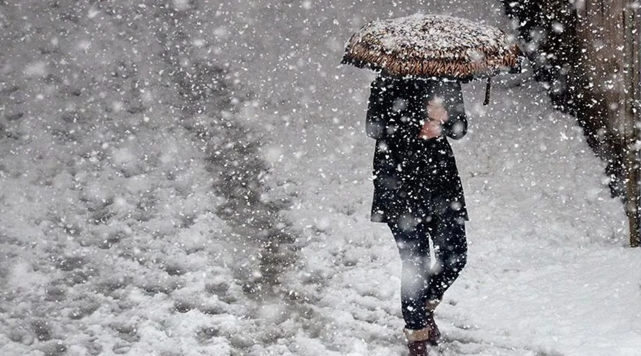 İstanbul'a kar geliyor! AKOM saat vererek uyardı - 2. Resim