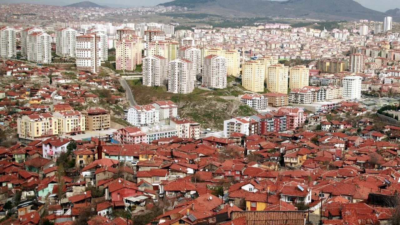 Konut kredilerinde faiz indirimi rüzgarı: Bankalar harekete geçti! Konut ve taşıt hayalleri canlanıyor - 16. Resim
