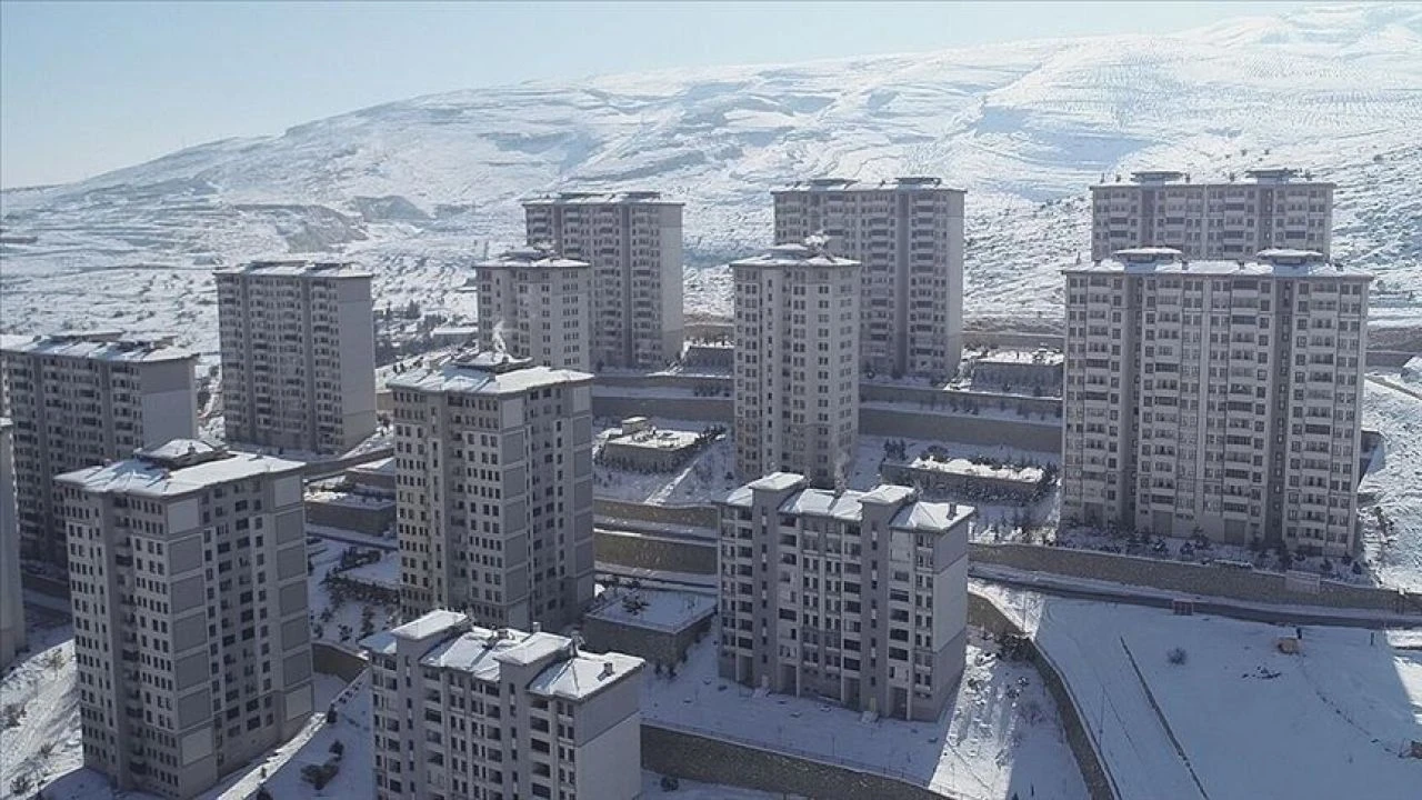 Konut kredilerinde faiz indirimi rüzgarı: Bankalar harekete geçti! Konut ve taşıt hayalleri canlanıyor - 17. Resim