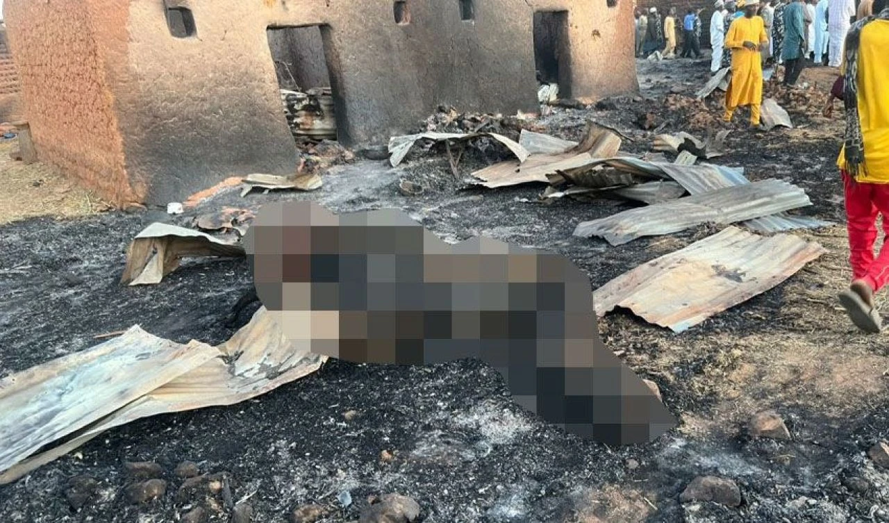 Nijerya’da ordu 'yanlışlıkla' kendi halkını bombaladı! Çok sayıda ölü var - 2. Resim