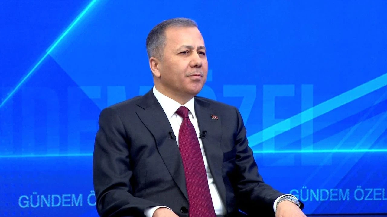 Bakan Yerlikaya rakam vererek açıkladı: Trafikte yeni dönem başlıyor!