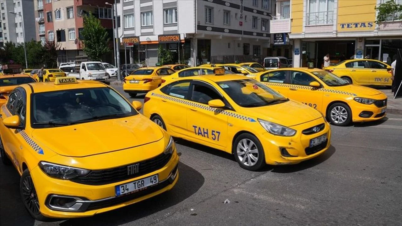 Taksiciler harekete geçti! Asgari ücretin ardından zam istediklerini açıkladılar: Gözler 6 Ocak'ta - 1. Resim