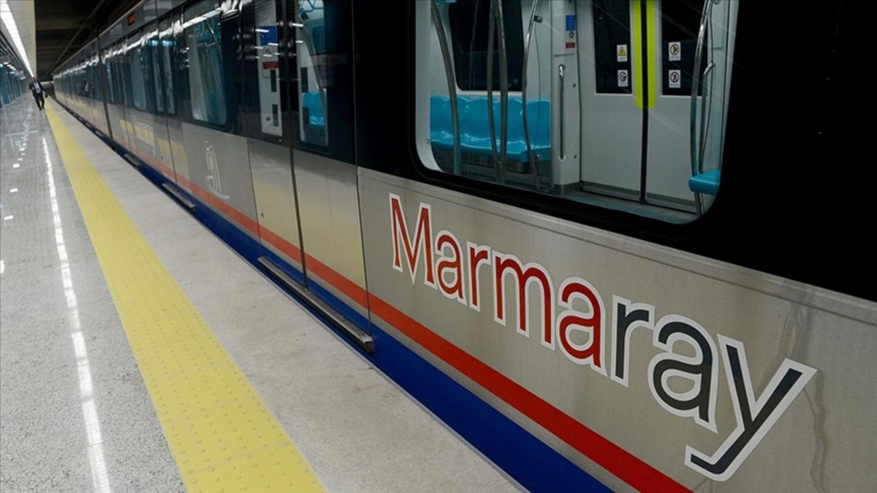 Marmaray Ayrılıkçeşmesi durağında intihar girişimi sonrası seferler duraksadı