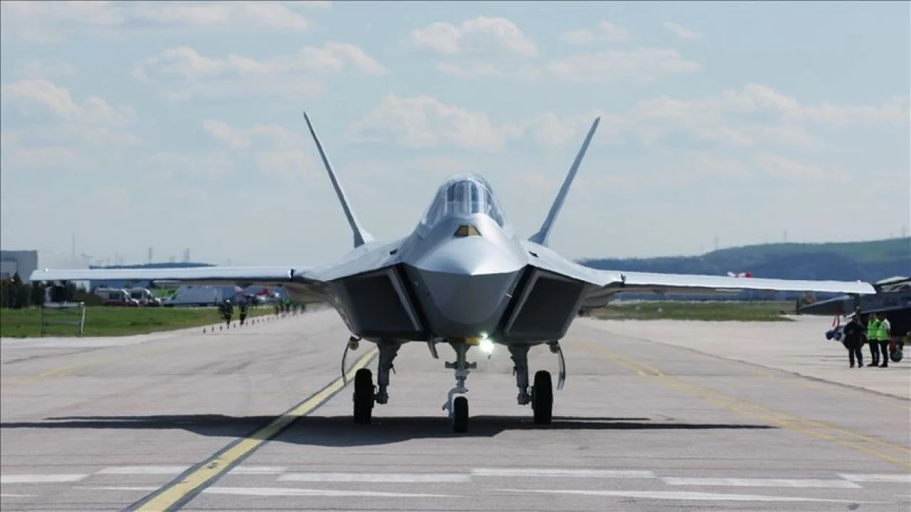 Yunan basını itiraf etti: Türkiye ilerlerken vida sayıyorlar!