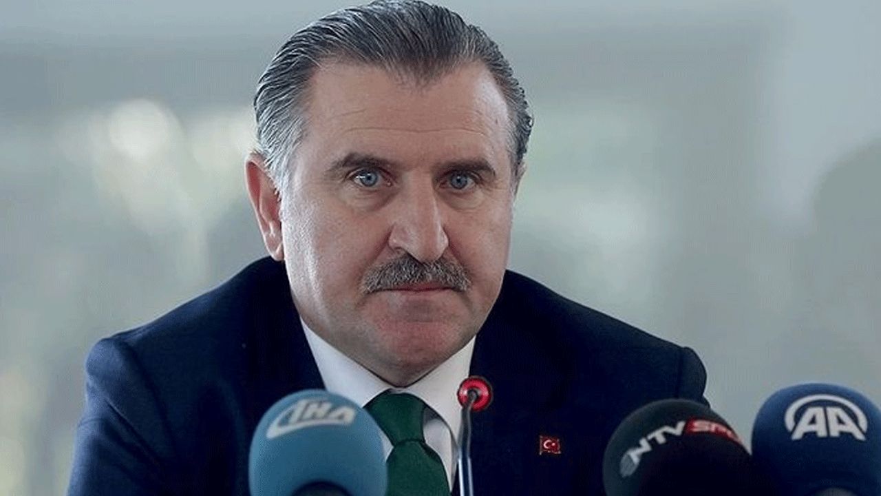 Bakan Bak, Beşiktaş'ın yeni başkanı Serdal Adalı'yı kutladı!