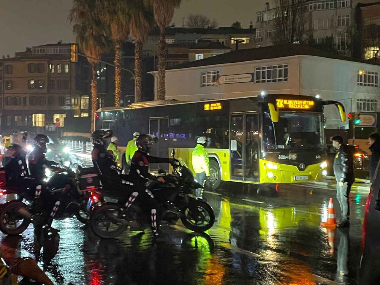 İstanbul'da yeni yıl alarmı! Tek tek kontrol edildi - 1. Resim