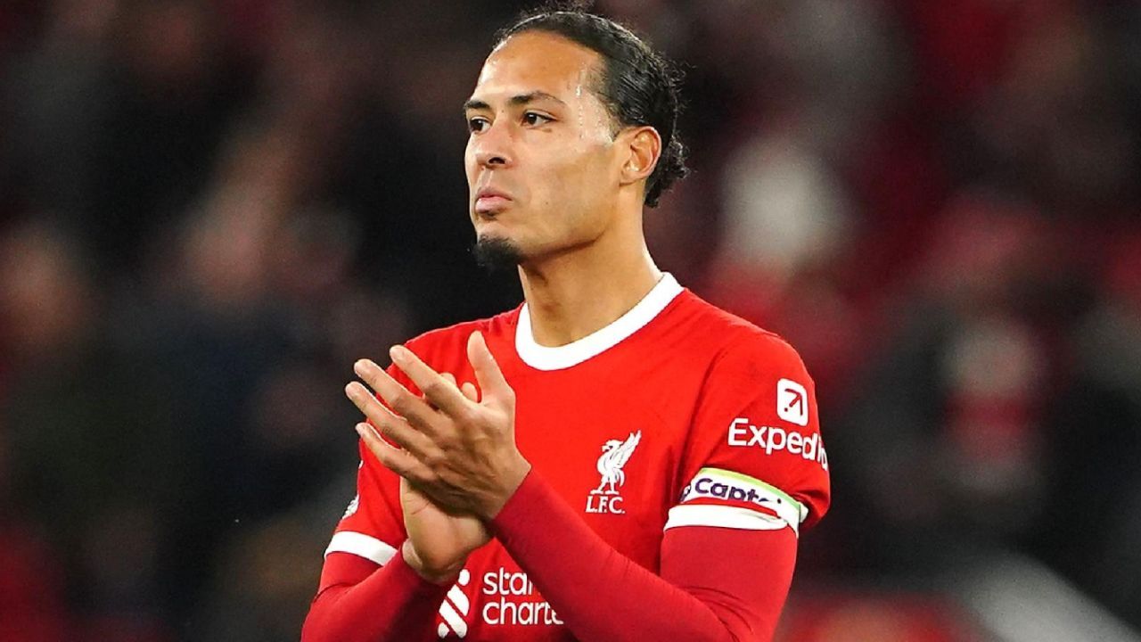 Van Dijk Galatasaray&#039;a gelecek mi? Sözleşmesi sezon sonunda bitiyor