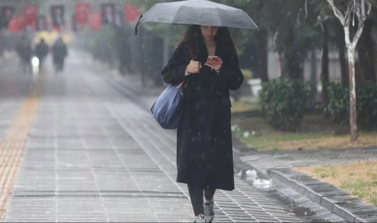 Yılbaşı gecesi hava aniden değişiyor: Yılın ilk günü hava nasıl olacak? Meteoroloji haritayı değiştirdi - 1. Resim