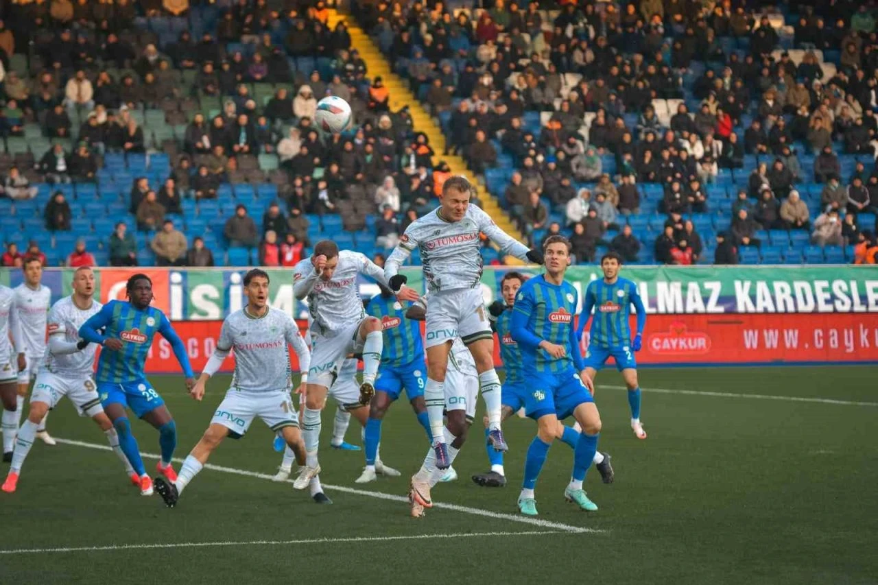 Çaykur Rizespor-Beşiktaş maç biletlerinin ne zaman satışa çıkacağı merak edildi! Yeni başkanla ilk deplasman - 2. Resim