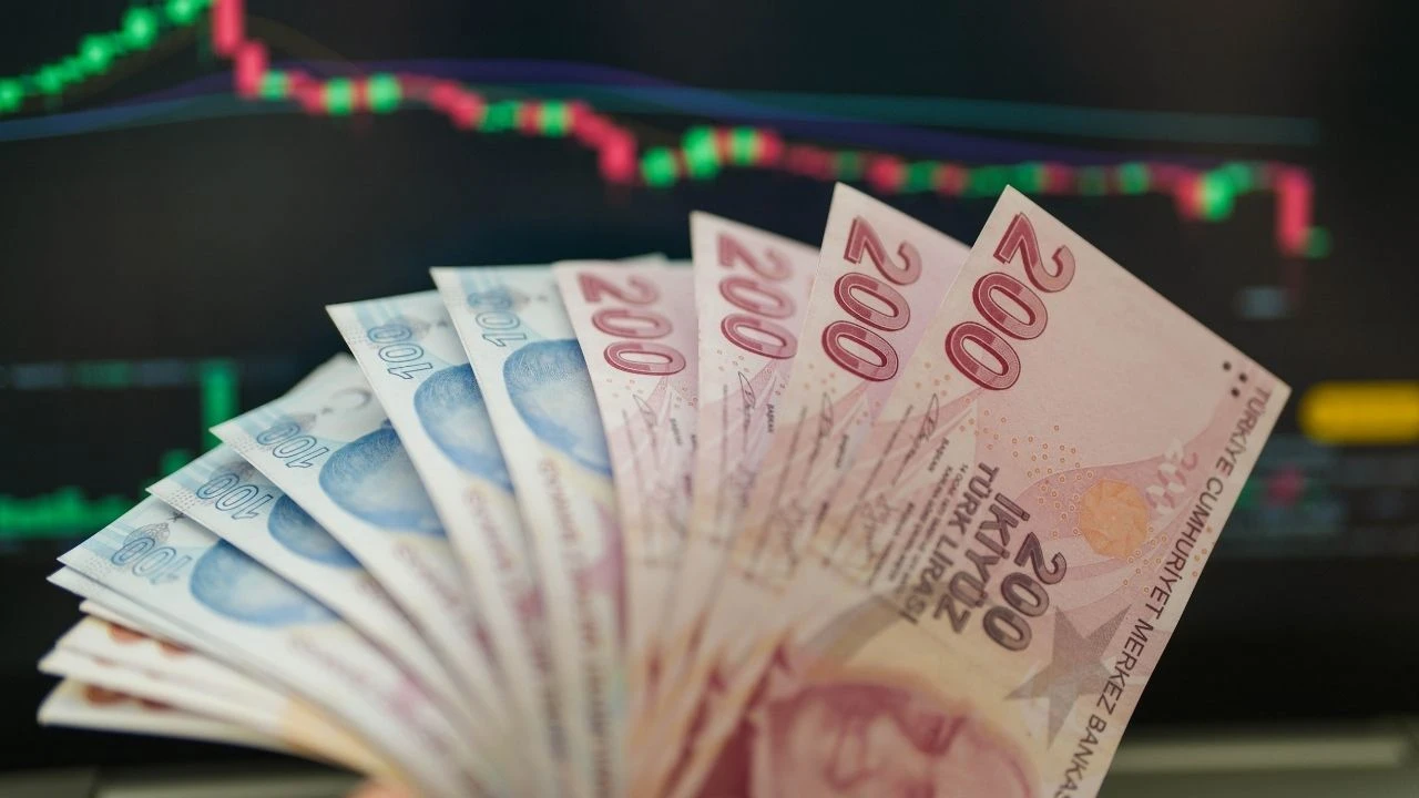 Galatasaray (GSRAY) saha dışında da vites yükseltti: Yüzde 400 bedelli sermaye artırımı! Bankalar Birliği'nden çıkmasına ramak kaldı - 3. Resim