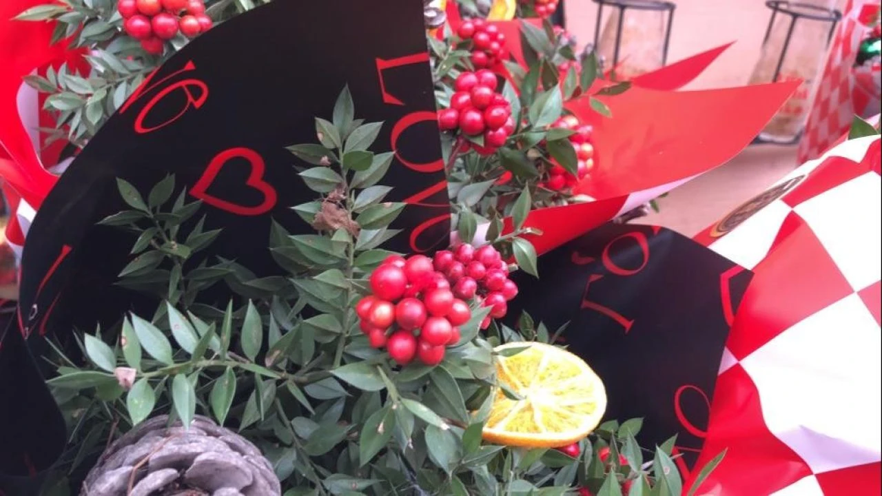 Herkesin alıp merak ettiği kokina çiçeğinin fiyatı belli oldu!