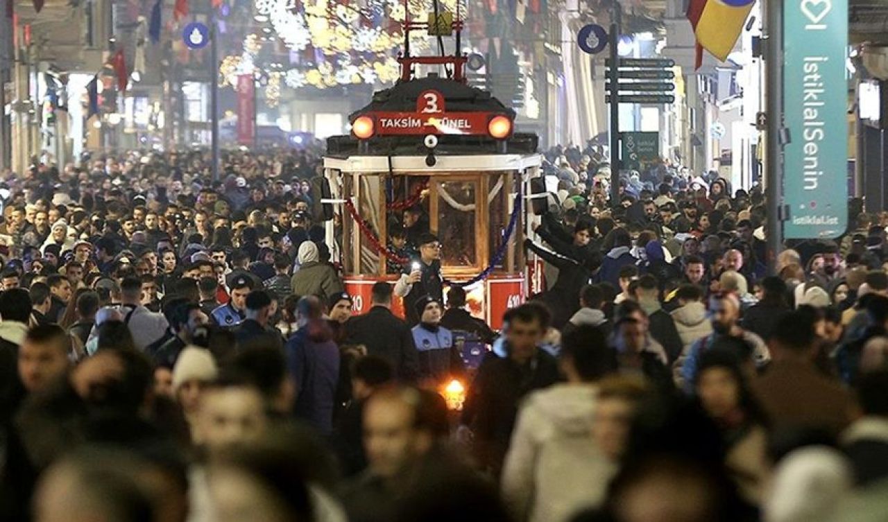 İBB'den yılbaşı tedbirleri! 24 saat çalışacak, toplu taşımalar ücretsiz olacak - 2. Resim