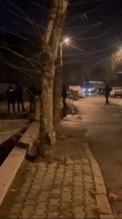 “Ne bakıyorsun?” kavgasında kan aktı - 2. Resim