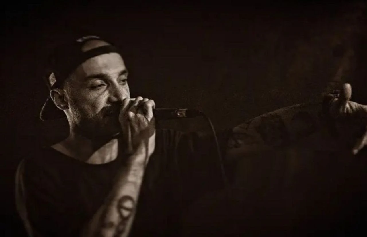 Umut Akyürek'in madde bağımlılığı tedavisi gören kızı Melek Bal ilk kez konuştu! Sansar Salvo detayı dikkat çekti - 2. Resim