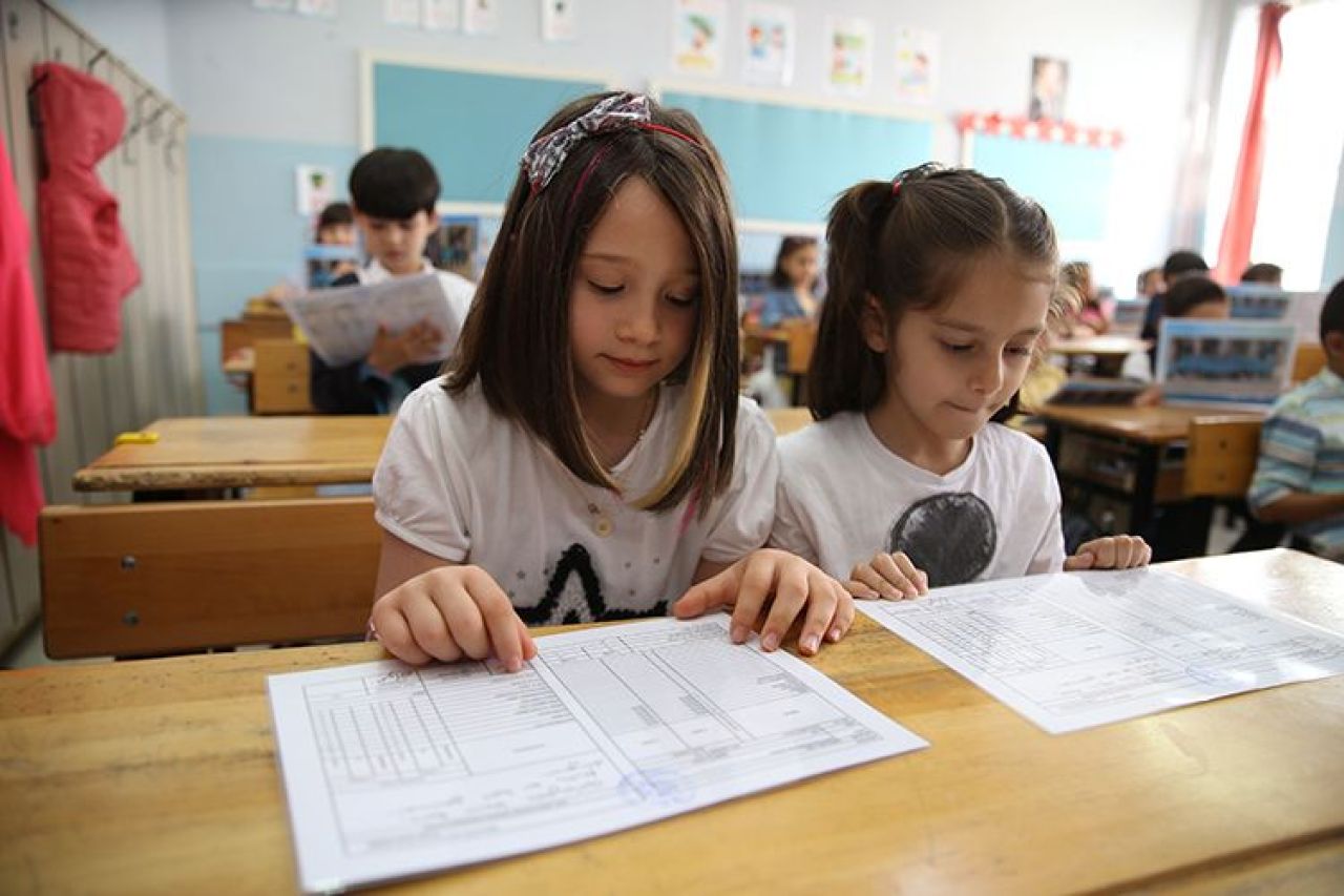 Velilere ve öğrencilere şok! Okullarda karne tarih oluyor: Yerine gelen uygulamanın detayları belli oldu: İlk tarih 17 Ocak - 2. Resim