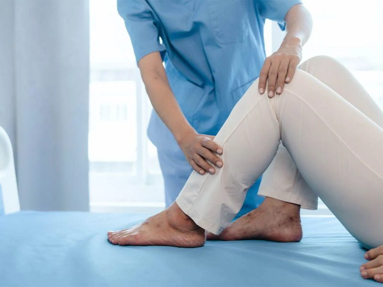 Bacak ağrısına iyi gelen doğal çözümler: Bacak ağrısına iyi gelen şeyler, yağlar ve yiyecekler neler?