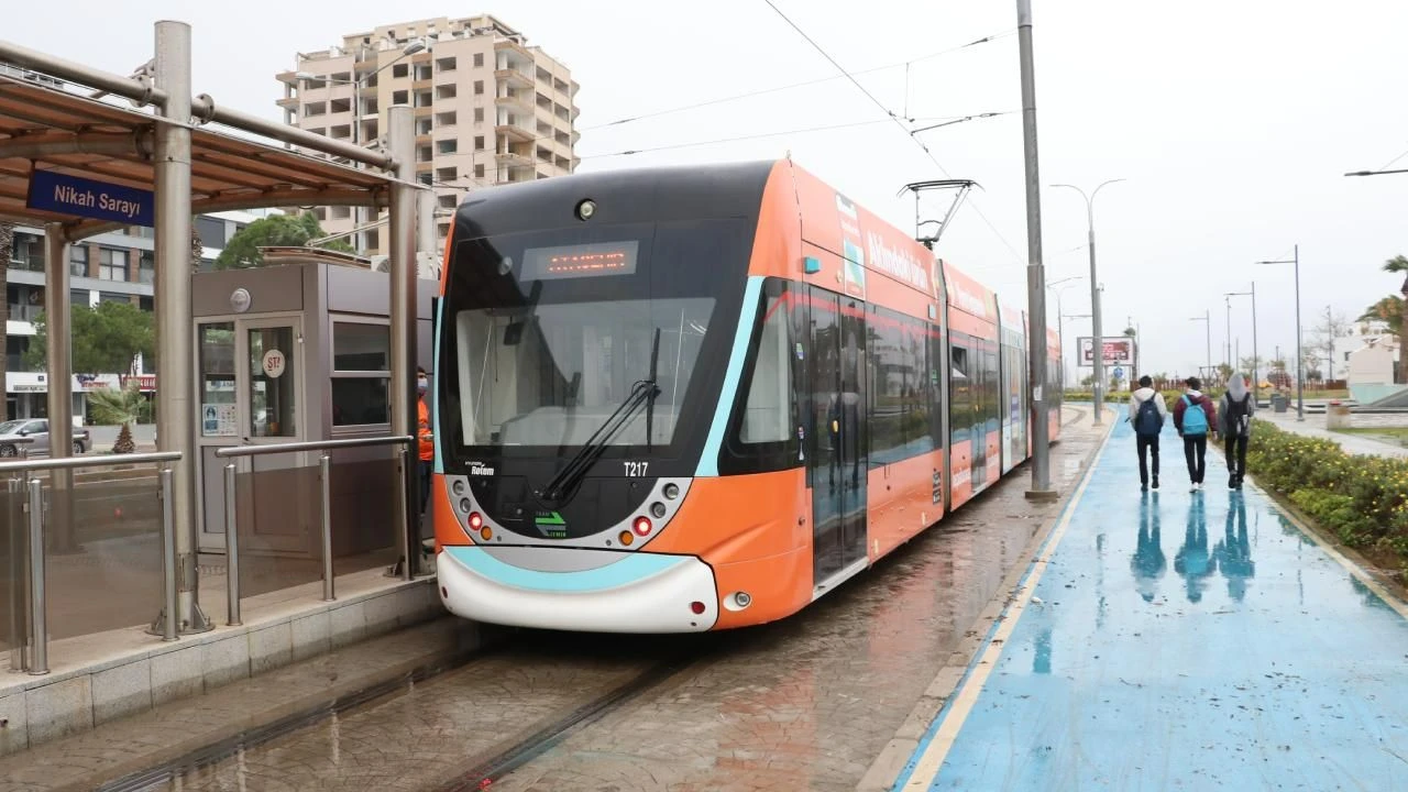 İzmir'de 31 Aralık'ta metro, ESHOT, tramvay saat kaça kadar var? 1 Ocak sefer planı açıklandı - 3. Resim