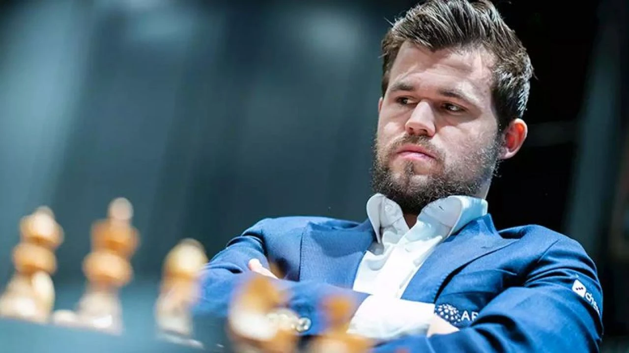 Magnus Carlsen'in kot pantolon zaferi! Satranç ustasının taktiği işe yaradı 