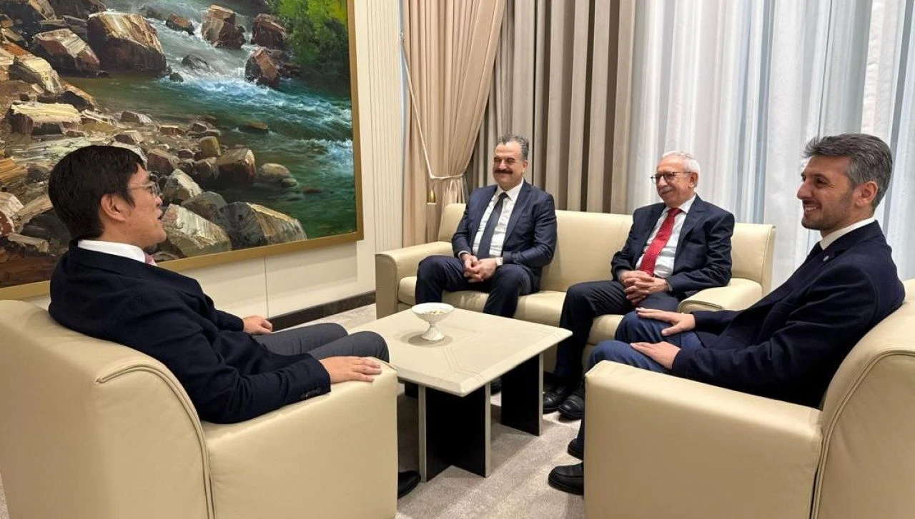 Son dakika | Kırgızistan'dan FETÖ kararı: Tüm okullar Maarif Vakfına devredildi