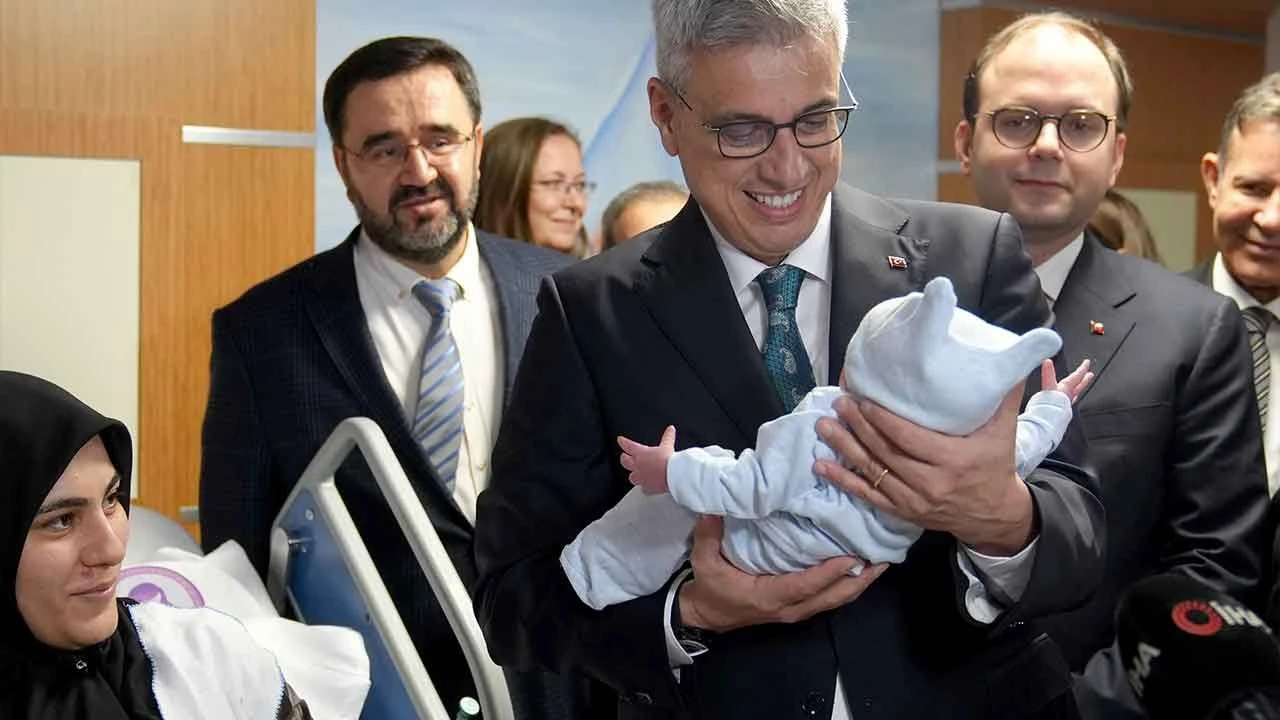 2025 yılının ilk bebekleri dünyaya gözlerini açtı - 3. Resim