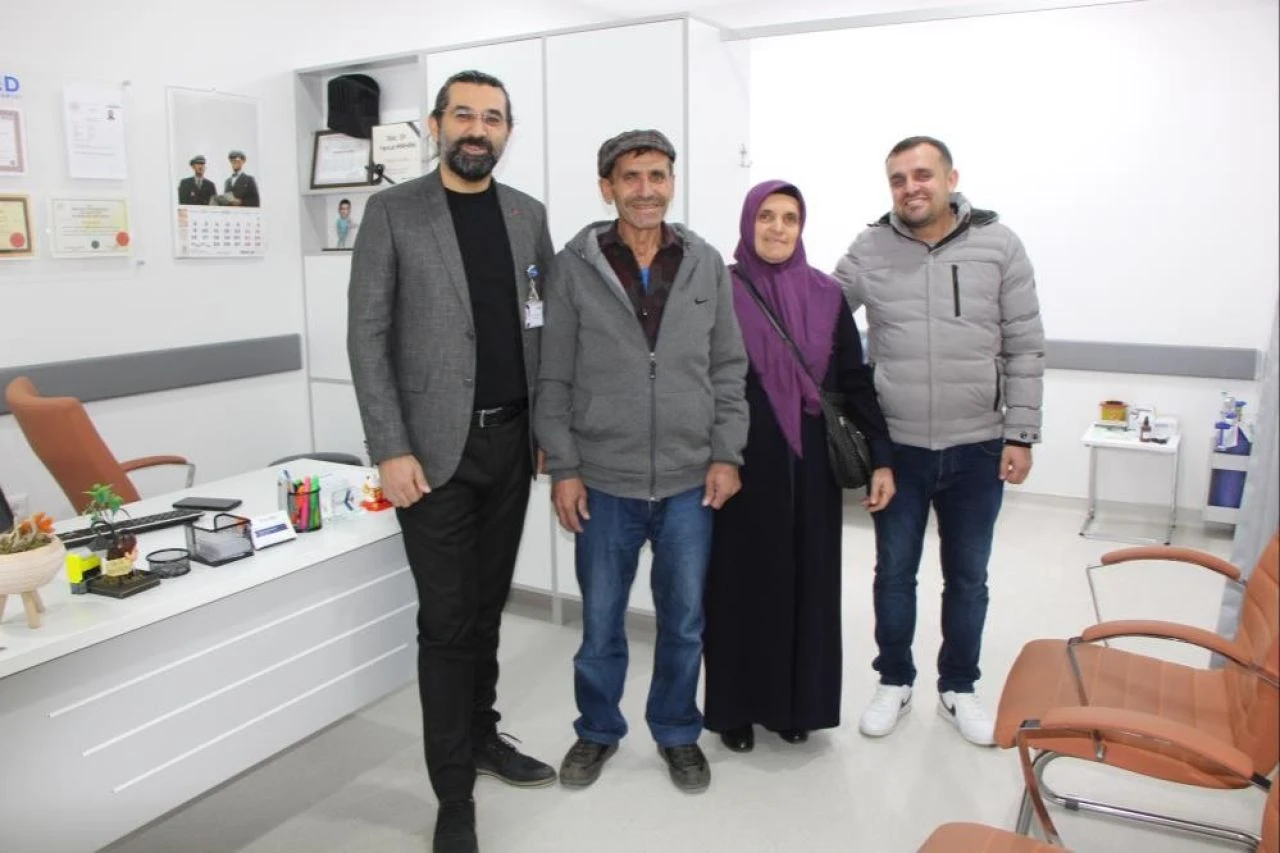 65 yaşındaki adamı gören doktorlar şaştı kaldı! "Hamile gibi..." - 3. Resim