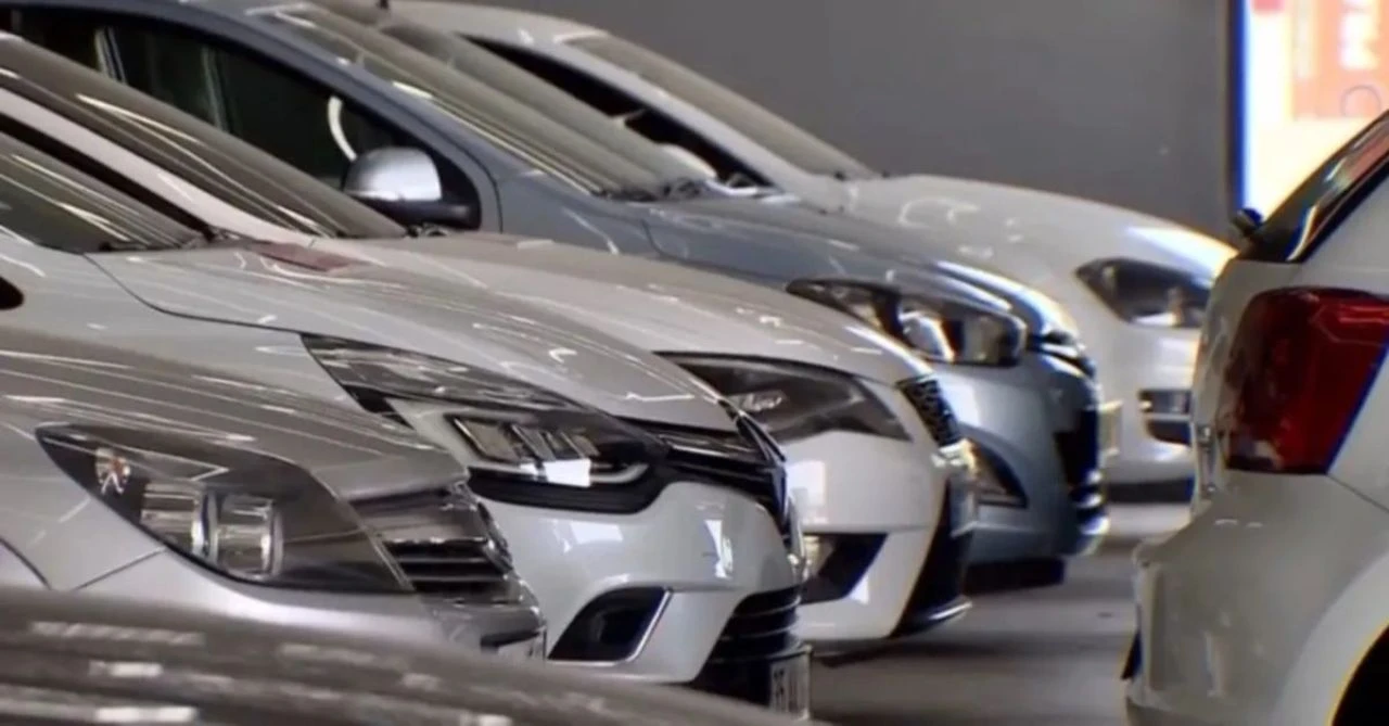 İkinci el araç satışları durma noktasında! Sıfır arabalarda kampanyalar üst üste geliyor - 1. Resim