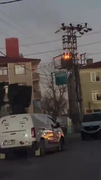 Önce doğal gaz ardından teller ve trafolar! İlçe kabusu yaşıyor: Yaralılar var