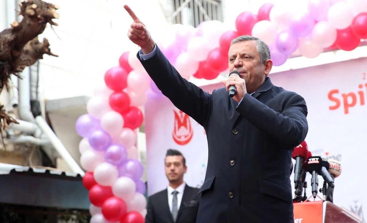 Özgür Özel'den Devlet Bahçeli-DEM Parti görüşmesine ilk yorum! Talebini açık açık belirtti - 1. Resim