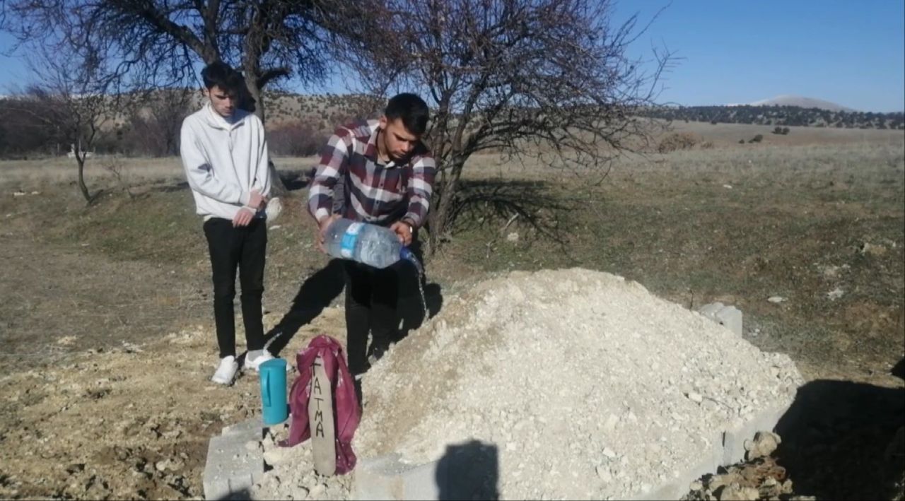 Van'da kan donduran cinayet! Genç anne, işkence görüp boğazından bıçaklanarak vahşice öldürüldü - 1. Resim