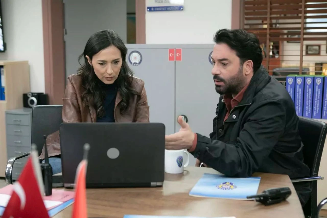 Bu akşam Arka Sokaklar var mı 3 Ocak? Bu hafta neden yeni bölüm yayınlamadığı belli oldu - 1. Resim