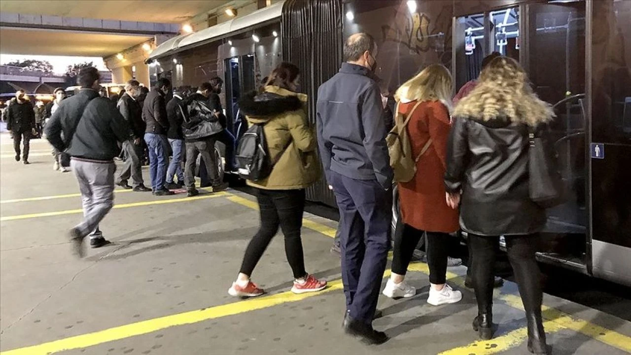 İstanbul'da toplu taşıma zamlı ücretleri 6 Ocak Pazartesi günü başlıyor! İşte ulaşımda yeni tarifeler - 4. Resim