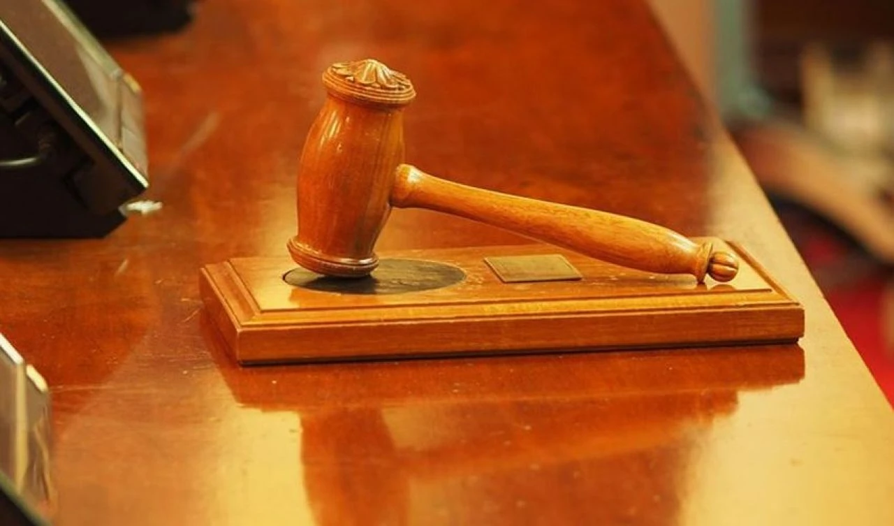 Böylesi ne görüldü ne duyuldu! Tam 2 yıl sürdü! Bu kez kadın eşine nafaka ödeyecek - 1. Resim