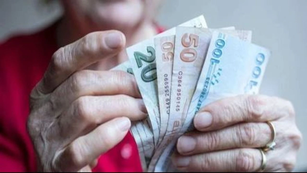 Emekli kök maaşı hesaplama: Yeni tutarlar e-Devlet'te! Düzenleme öncesi emekliler kök maaşını merak ediyor - 3. Resim