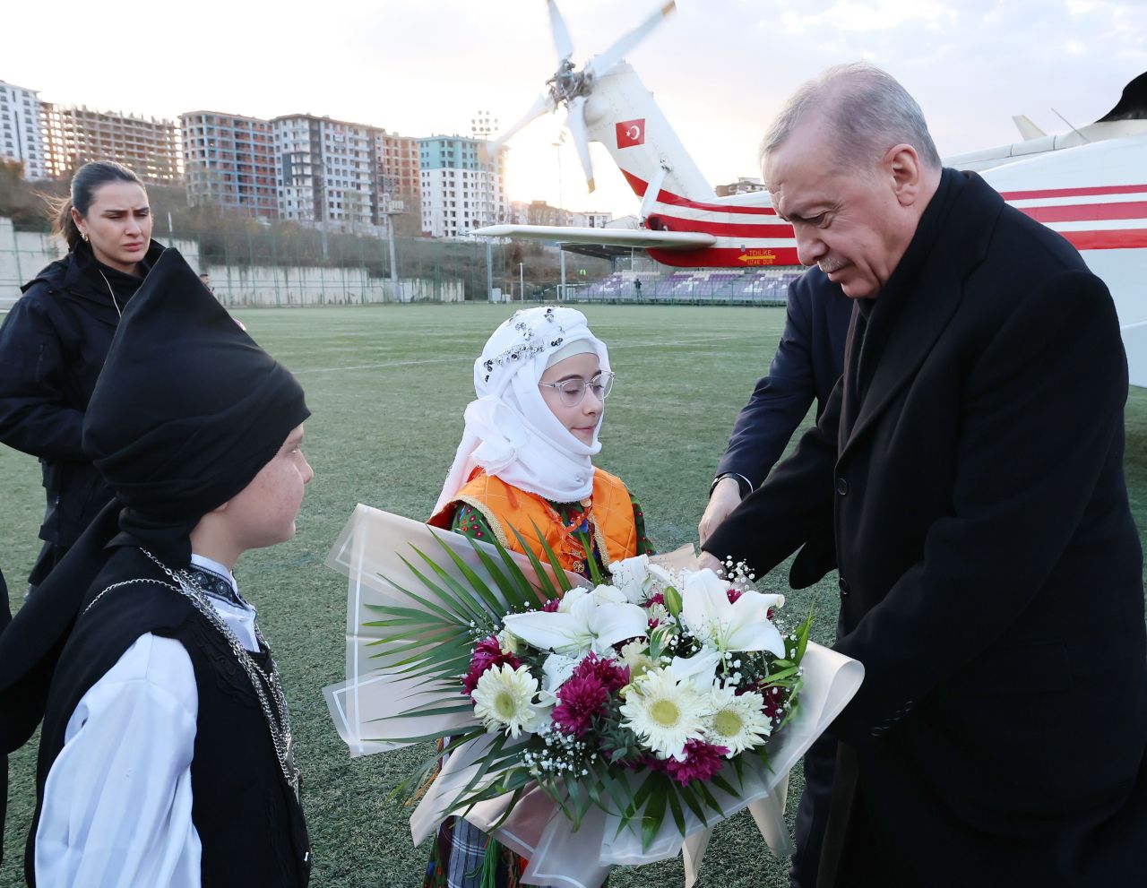 Son dakika | Cumhurbaşkanı Erdoğan: Belediyeleri yağmalıyorlar! - 1. Resim