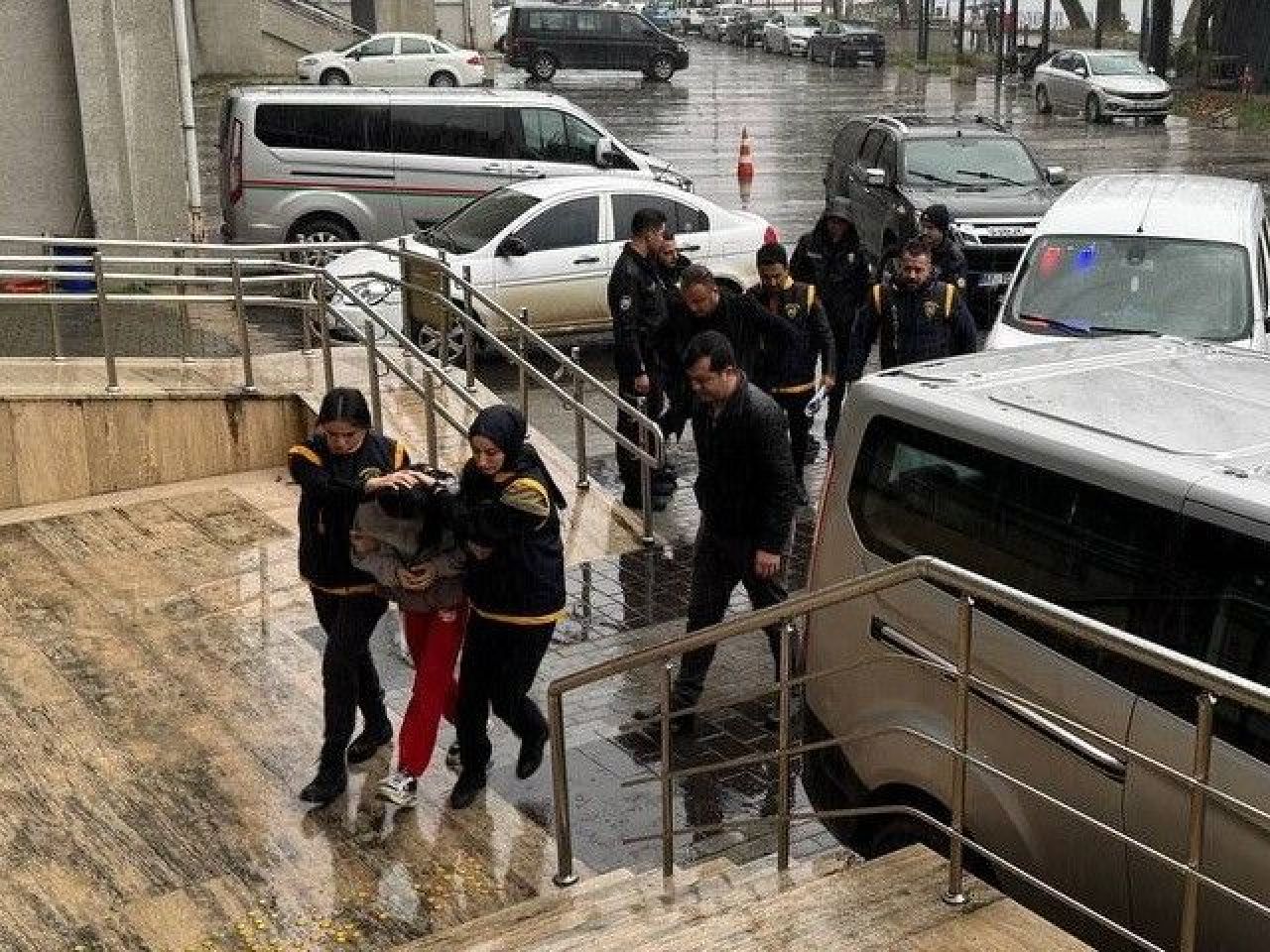 Zonguldak'ta vahşet: 3,5 yaşındaki oğlunu iple boğarak öldürdü! - 2. Resim