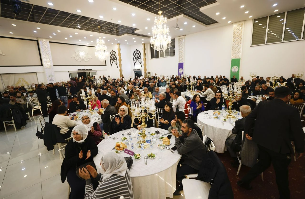 DEM Parti Eş Genel Başkanı Tuncer: Bakırhan: Beklentimiz lütfen bu süreci önemseyin - 1. Resim