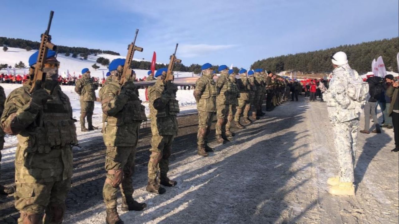 Kars’ta Sarıkamış yürüyüşü: Şehitlerimiz anıldı - 3. Resim