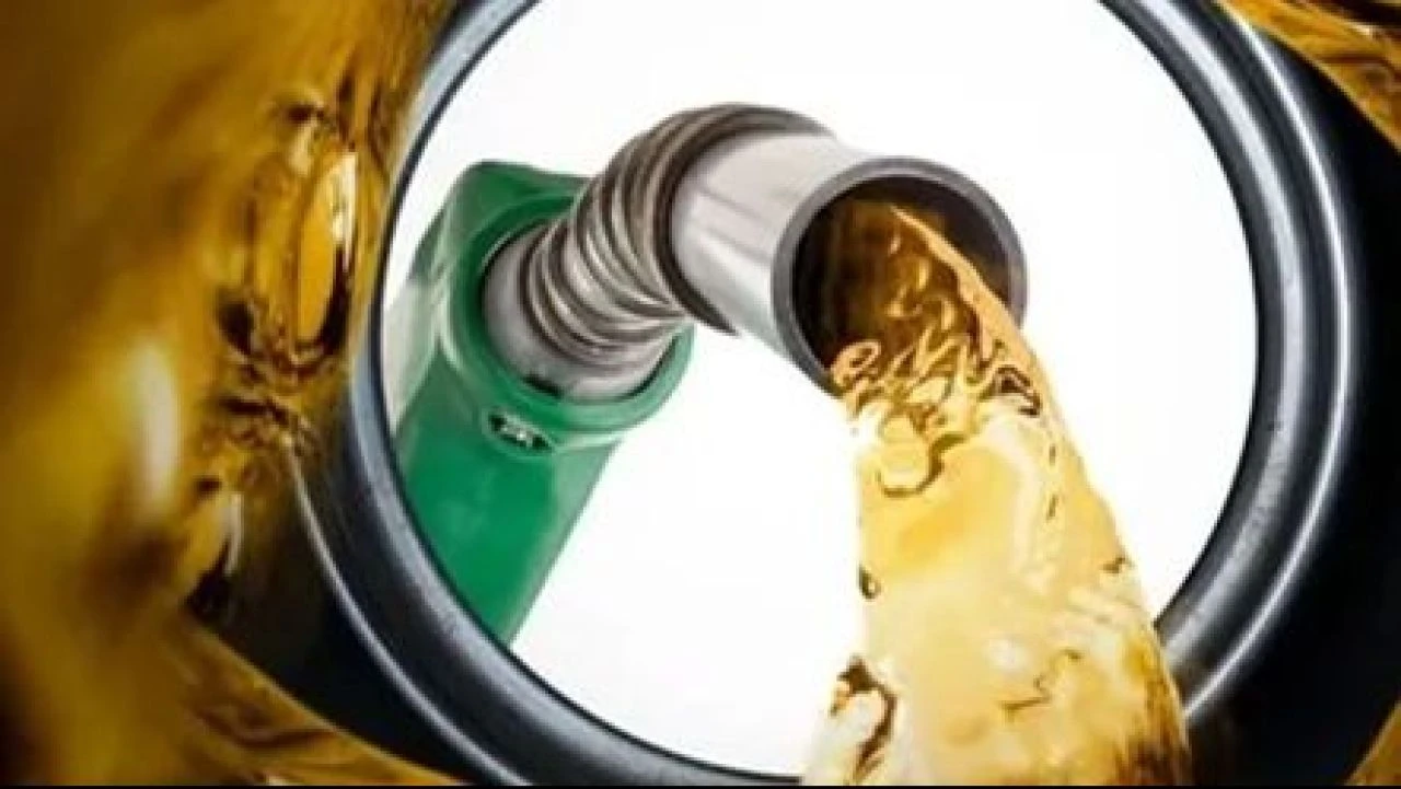 Pompalarda ateş yandı! Akaryakıt fiyatlarına yılın ikinci zammı yolda! Benzin, motorin ve LPG'de tabela sil baştan - 3. Resim