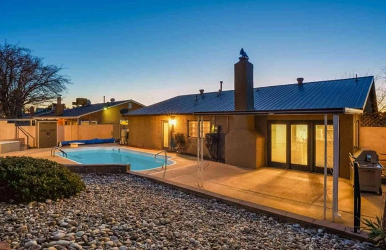 Walter White’ın ikonik evi 4 milyon dolara satışta! - 1. Resim