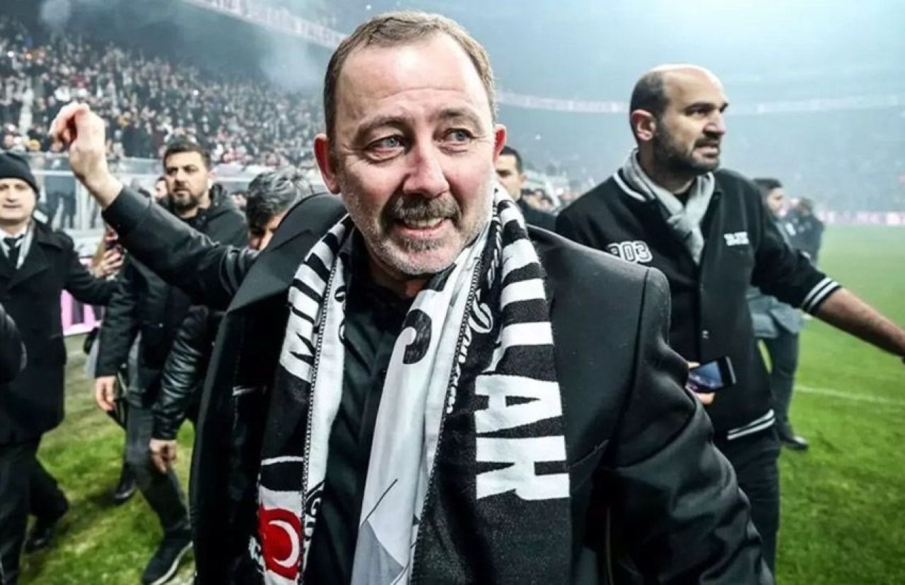 Beşiktaş'ın en favori adayı belli oldu! Listede teknik direktörlük için 7 isim - 1. Resim