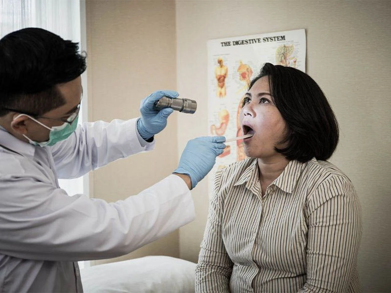 Boğaz enfeksiyonuna iyi gelen doğal yöntemler: Evde boğaz enfeksiyonuna iyi gelen şeyler, bitkiler ve çaylar neler? - 2. Resim