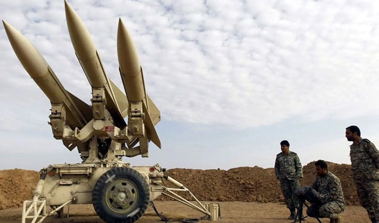 İran yürekleri ağızlara getirdi! Natanz nükleer tesisinde hava savunma tatbikatı düzenledi - 1. Resim