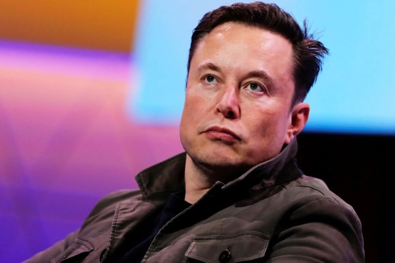 Elon Musk'ın hayali elektrik engeline takıldı - 1. Resim