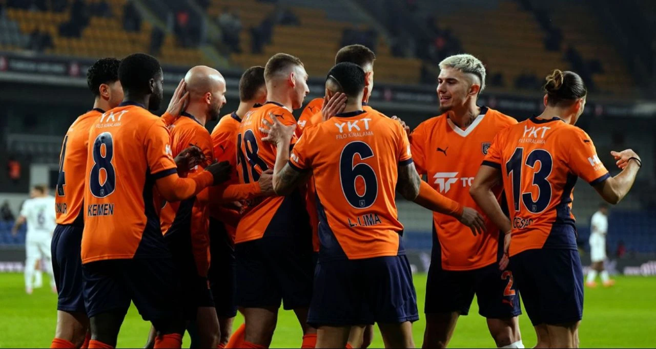 Galatasaray-RAMS Başakşehir maç kadrosu! Okan Buruk'un muhtemel 11'i - 2. Resim