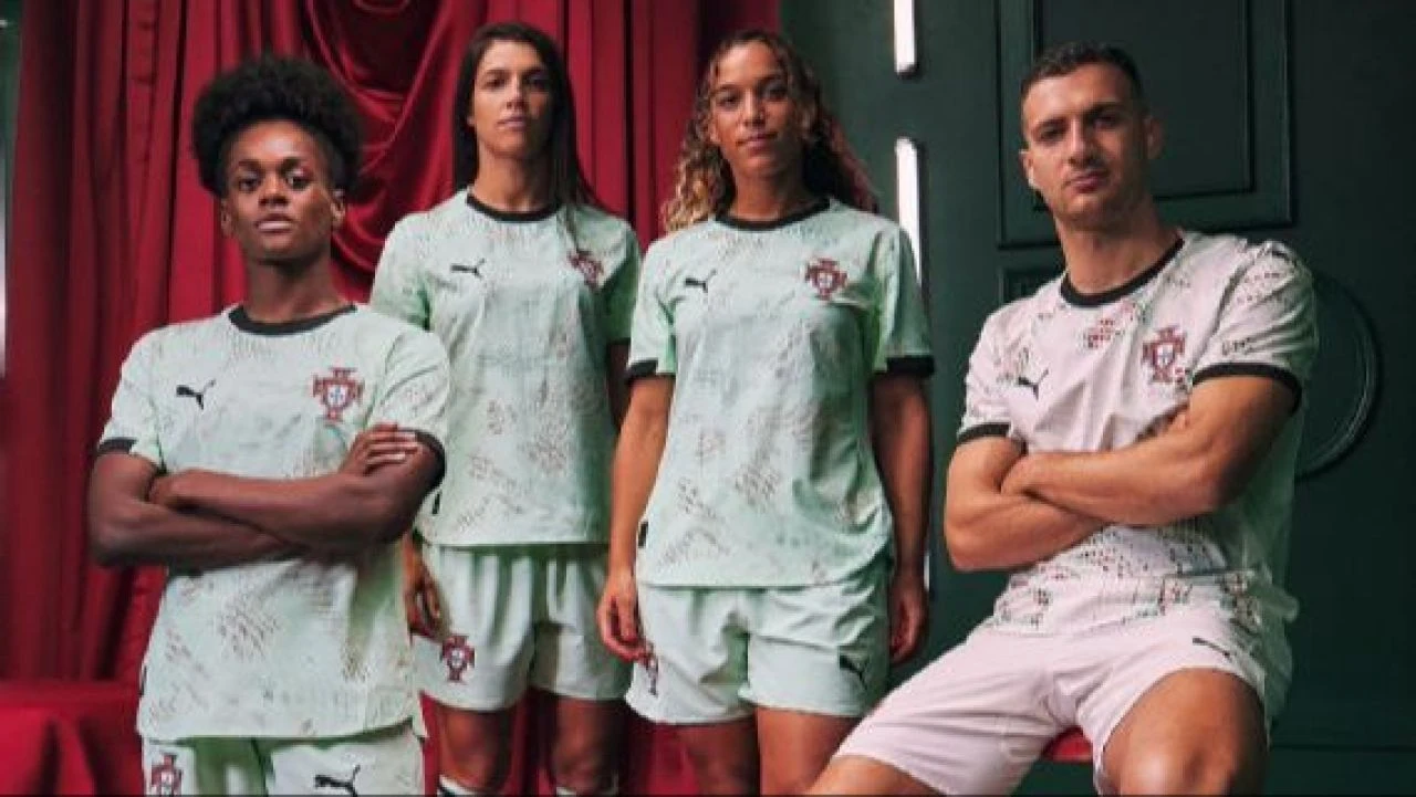 Portekiz yeni forma sponsorunu Cristiano Ronaldo ile tanıttı! - 2. Resim